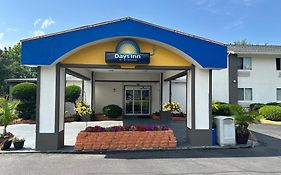 Days Inn By Wyndham Runnemede Philadelphia Area